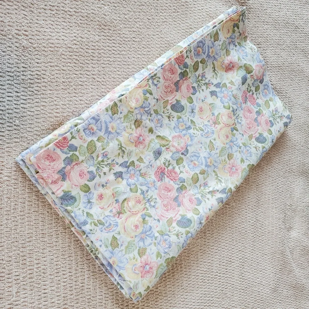Vintage Laura Ashley Valance Sycamore Quartet Floral Pink Blue 84x18 Made in USA